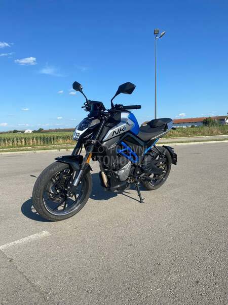CFMOTO NK 300