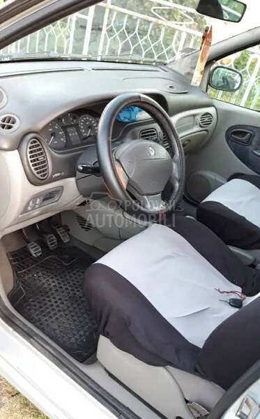 Renault Scenic 1.9 Dci