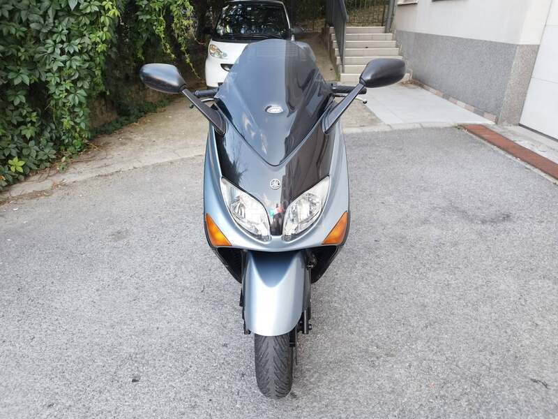 Yamaha T Max