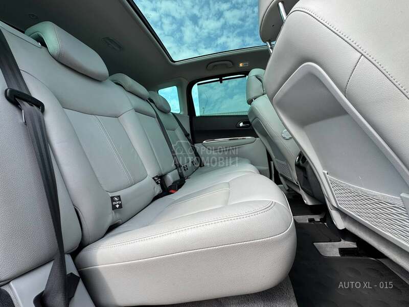 Peugeot 3008 2.0 HDI // ALLURE