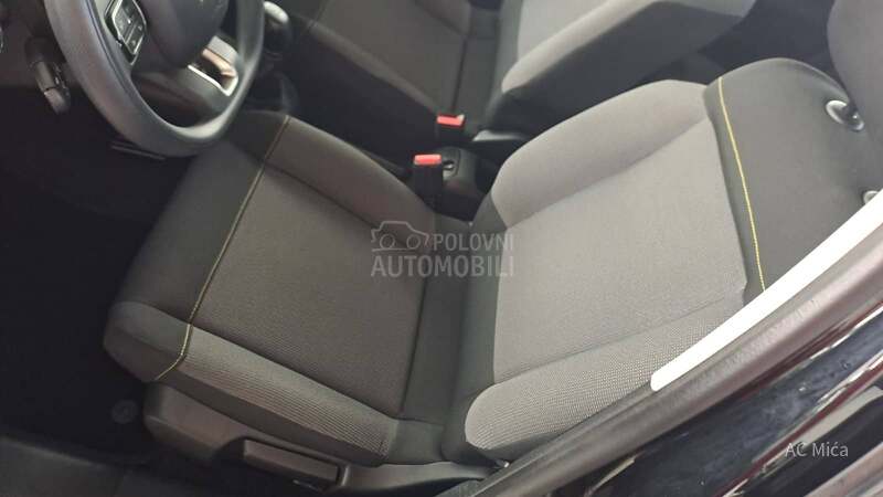 Citroen C3 1.2 PURE NAV LED USB