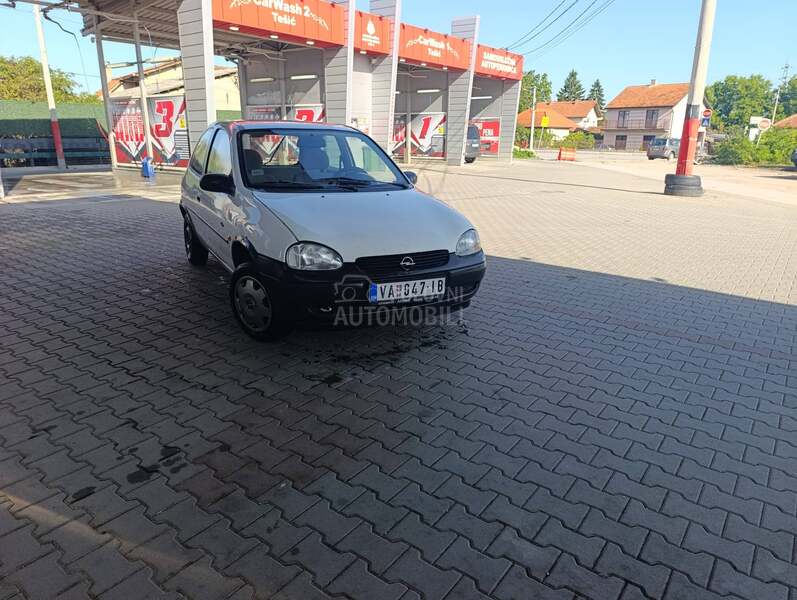 Opel Corsa B 1.0b