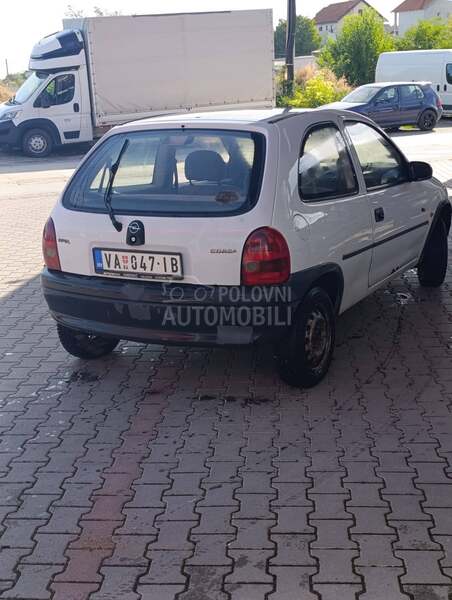 Opel Corsa B 1.0b