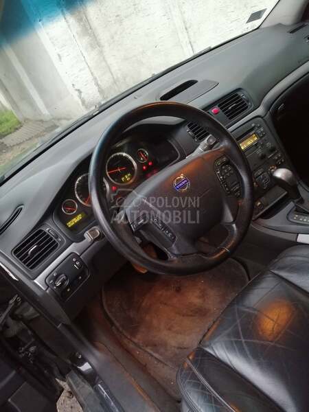 Volvo S80 2.4