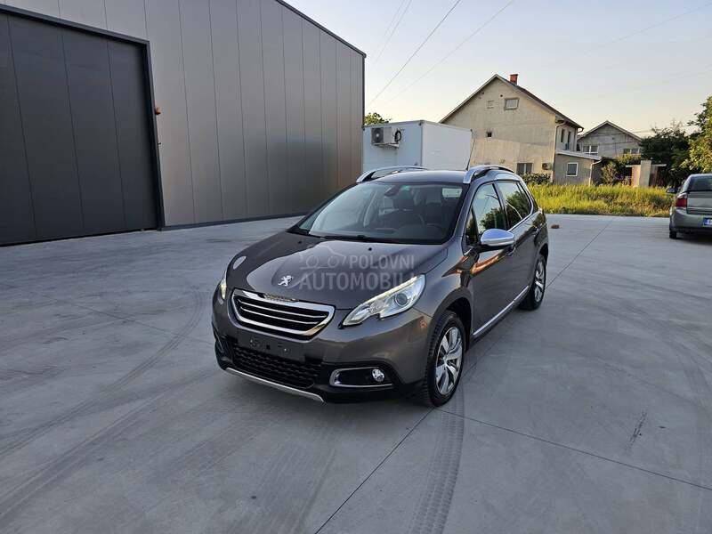 Peugeot 2008 1.6 i