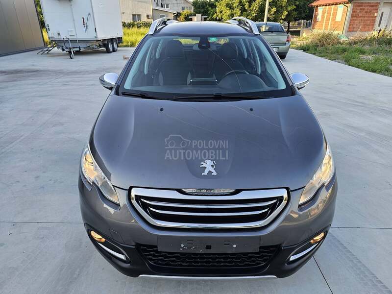 Peugeot 2008 1.6 i