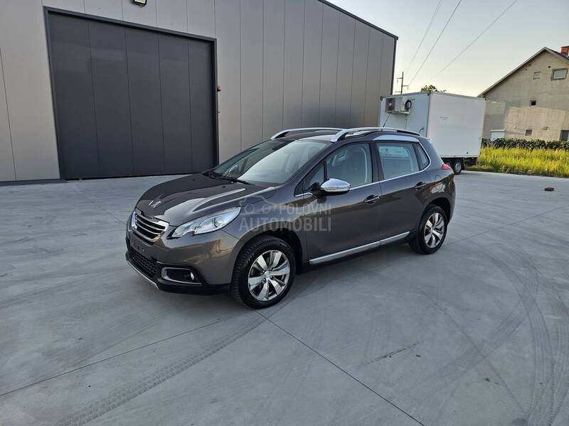 Peugeot 2008 1.6 i