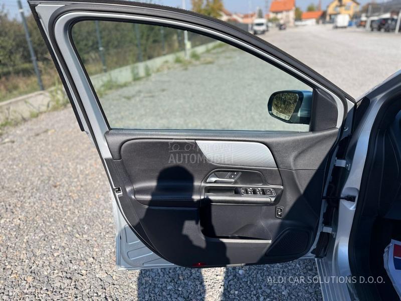 Mercedes Benz B 180 D 7G-DCT STYLE LINE