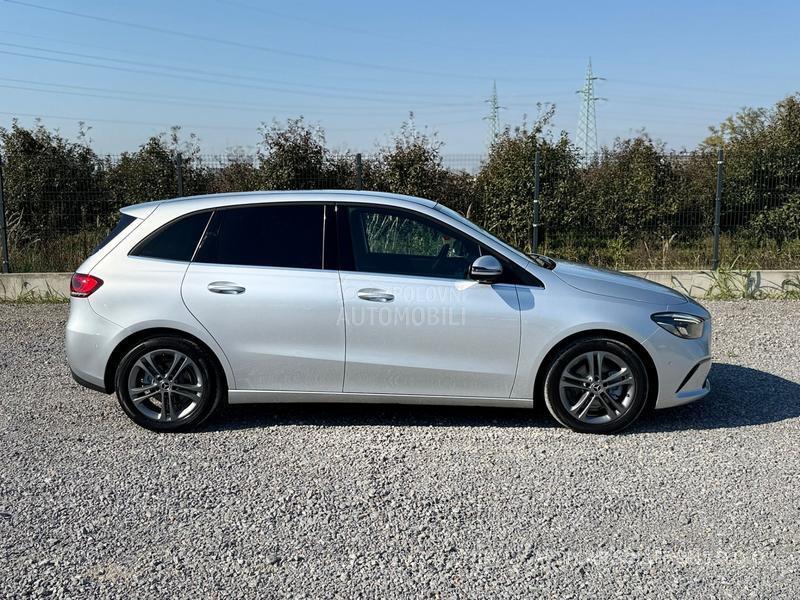 Mercedes Benz B 180 D 7G-DCT STYLE LINE