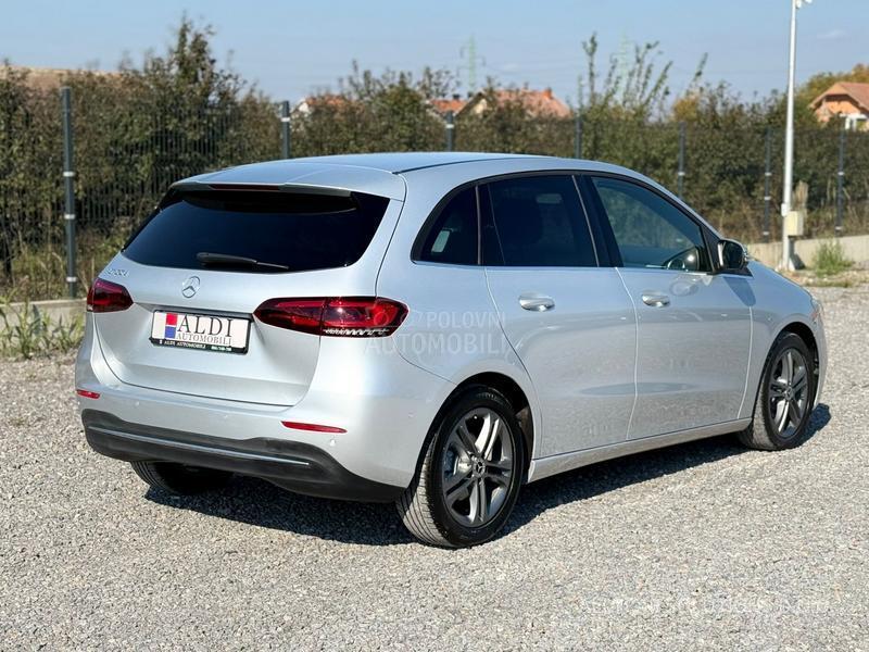 Mercedes Benz B 180 D 7G-DCT STYLE LINE