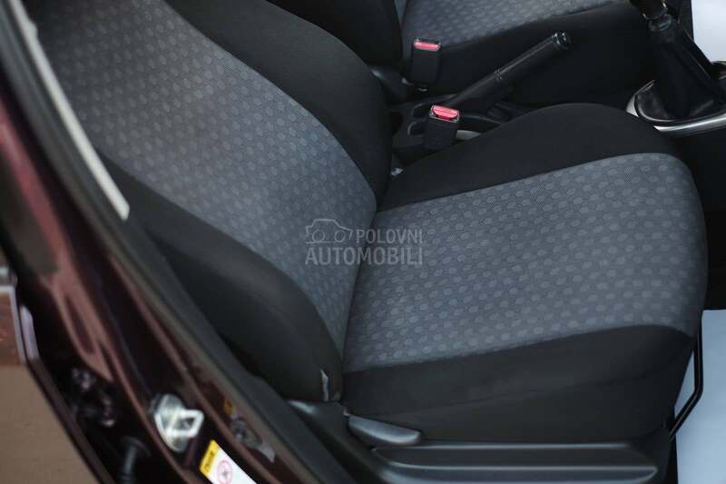 Toyota Urban Cruiser 1.4D4D 4x4 Cross