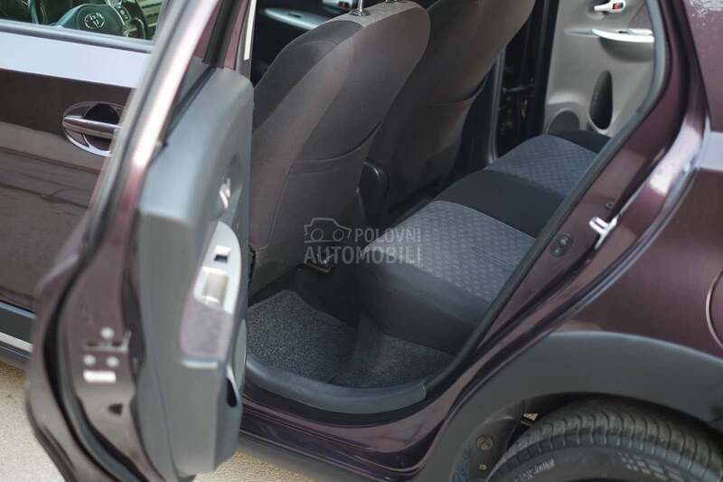 Toyota Urban Cruiser 1.4D4D 4x4 Cross
