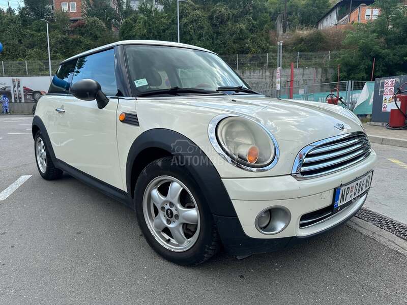 MINI Cooper 