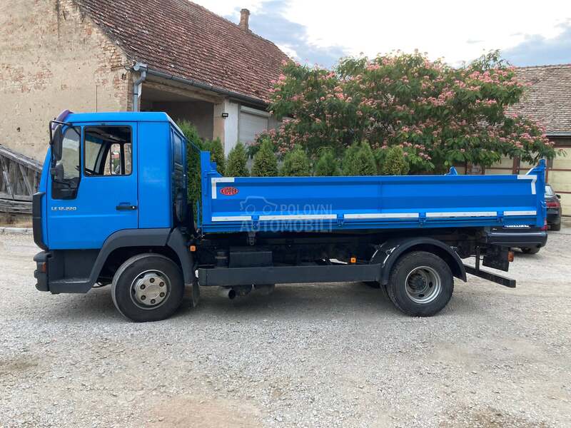 MAN LE12220
