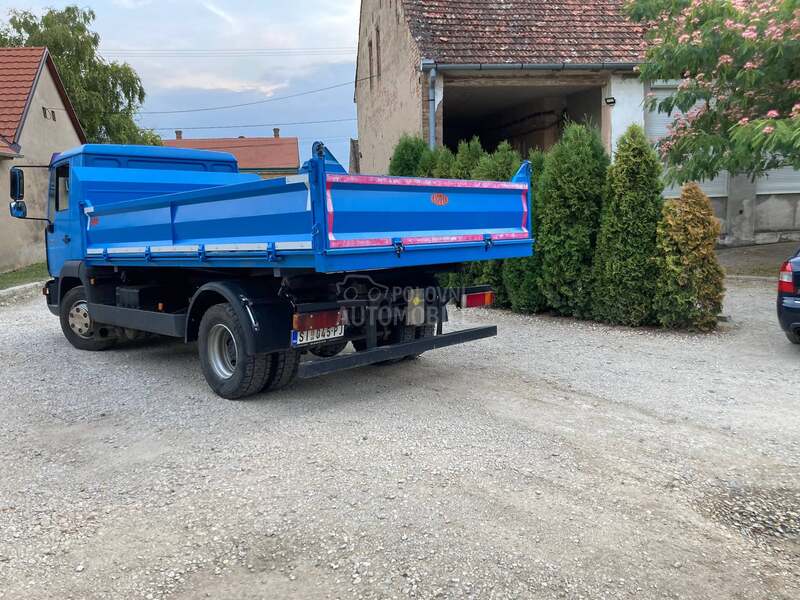 MAN LE12220