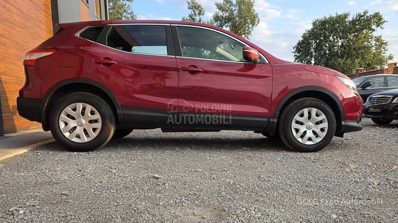 Nissan Qashqai 1.2 DIG-T 113K.M NOV