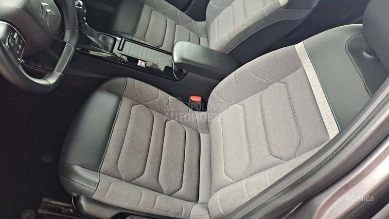 Citroen C4 1.2 PURE NAV ALU LED