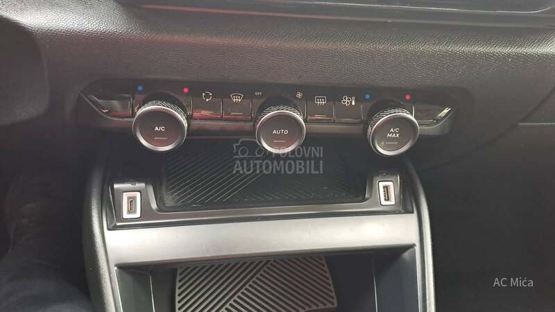 Citroen C4 1.2 PURE NAV ALU LED
