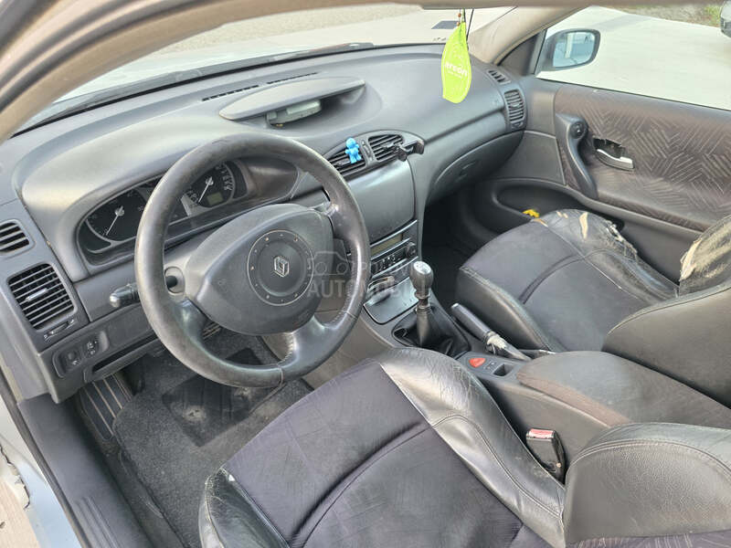 Renault Laguna 1.9  DCI