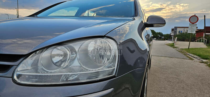Volkswagen Golf 5 2.0 TDI