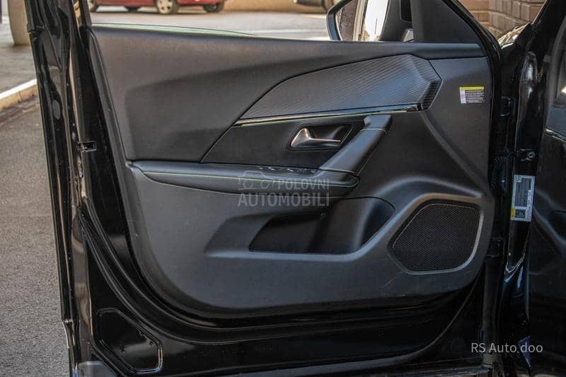 Peugeot 2008 GT LINE PANO