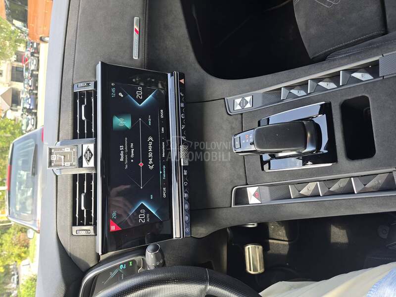 DS 7 1.6 E tense