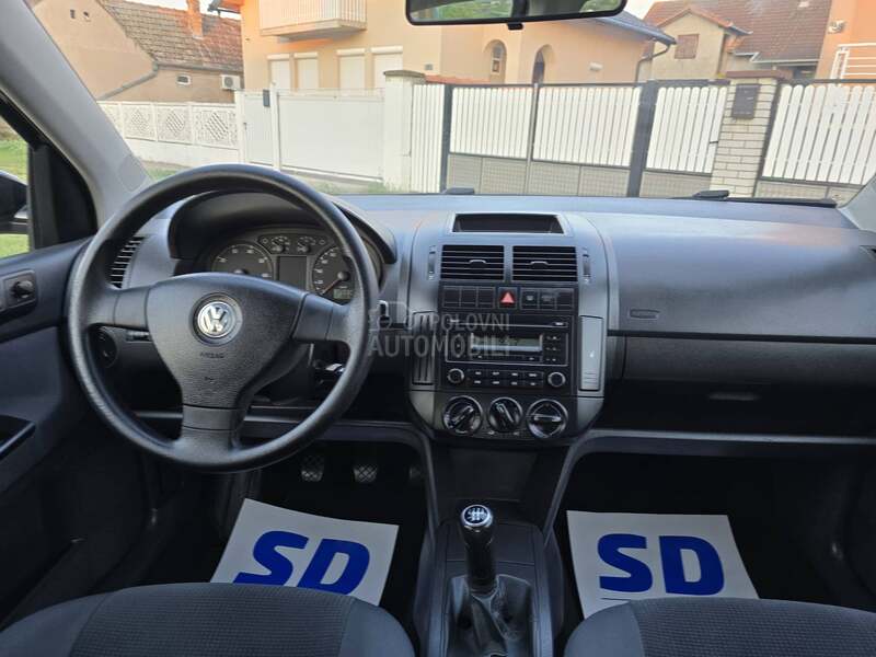 Volkswagen Polo 1.2b