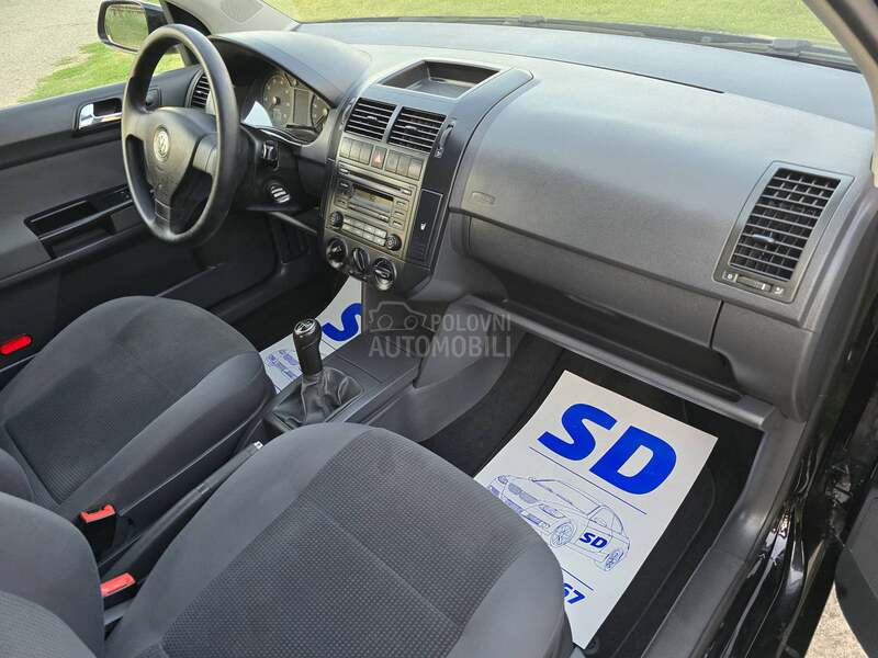 Volkswagen Polo 1.2b