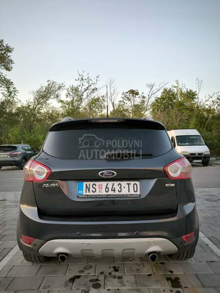 Ford Kuga TITANIUM