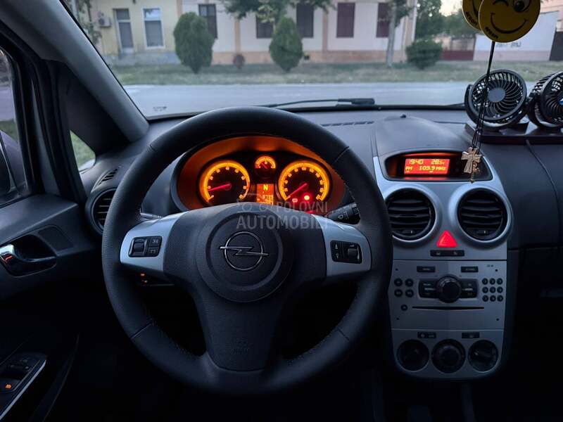 Opel Corsa D Aut