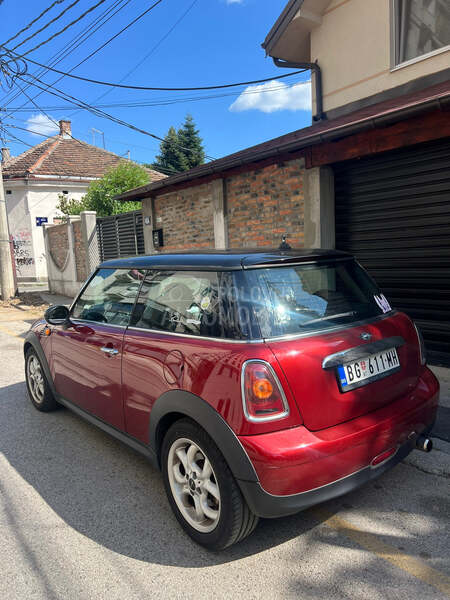 MINI One 