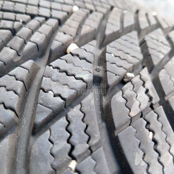 Bridgestone 205/55 R19 Zimska