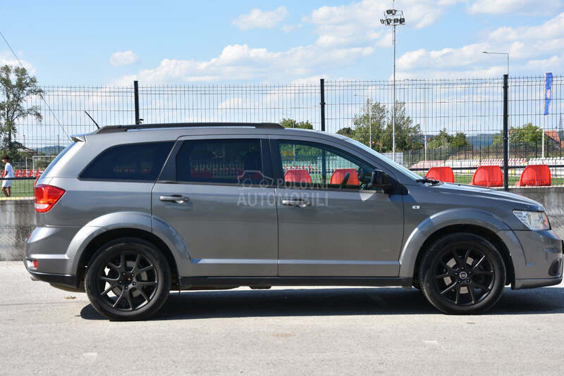 Fiat Freemont 