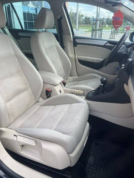 Volkswagen Golf 6 O.P.I.S.