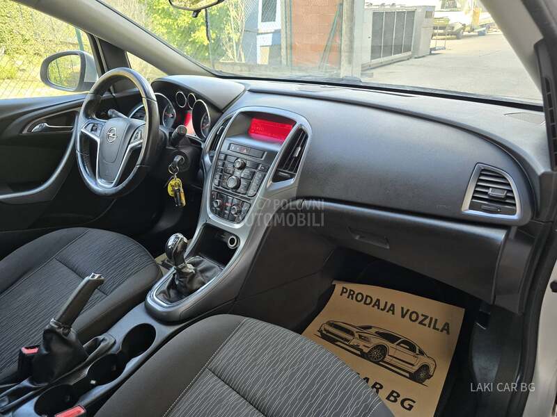 Opel Astra J resty 1.7 CDTI 6b