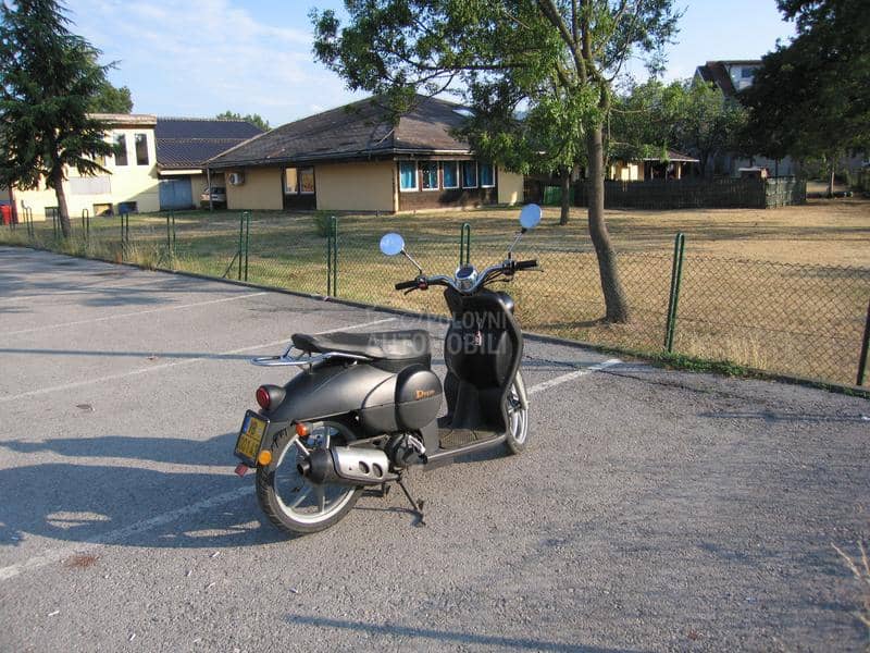 Benelli Pepe 50 base