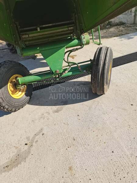 John Deere 430 servo volan