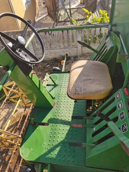 John Deere 430 servo volan