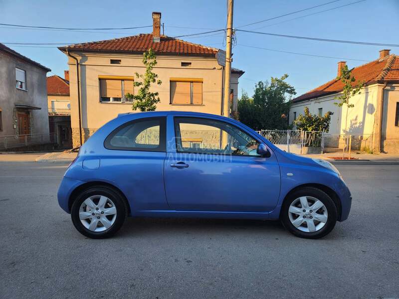 Nissan Micra 