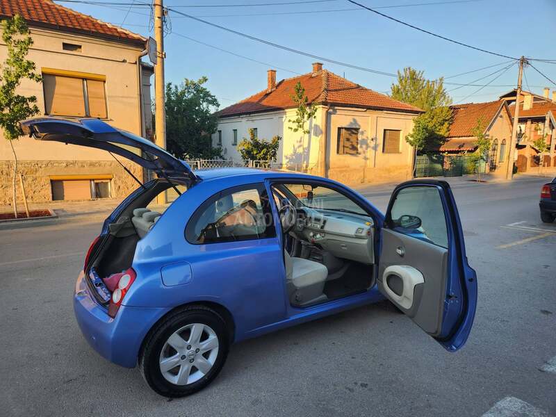 Nissan Micra 
