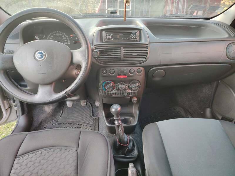 Zastava 10 1.2 8v