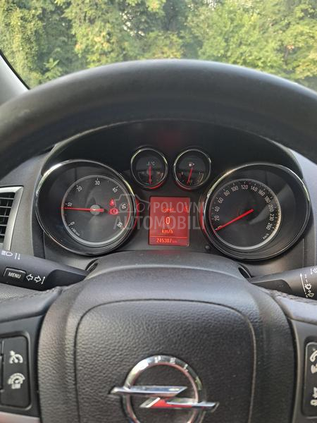 Opel Astra J Active 1.7CDTI