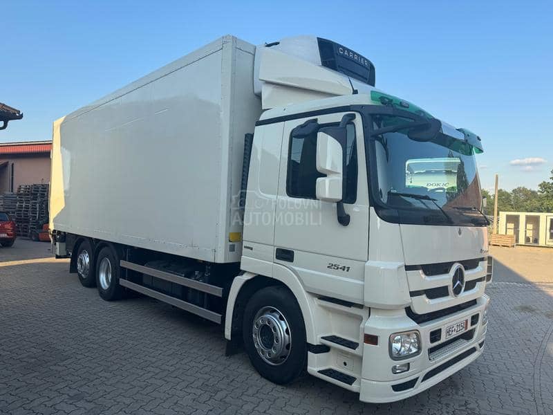 Mercedes Benz 2541