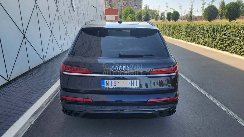Audi Q7 55 TFSIe quattro