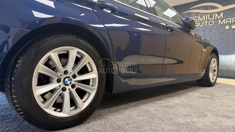 BMW 520 //2.0D///KAM//PANO