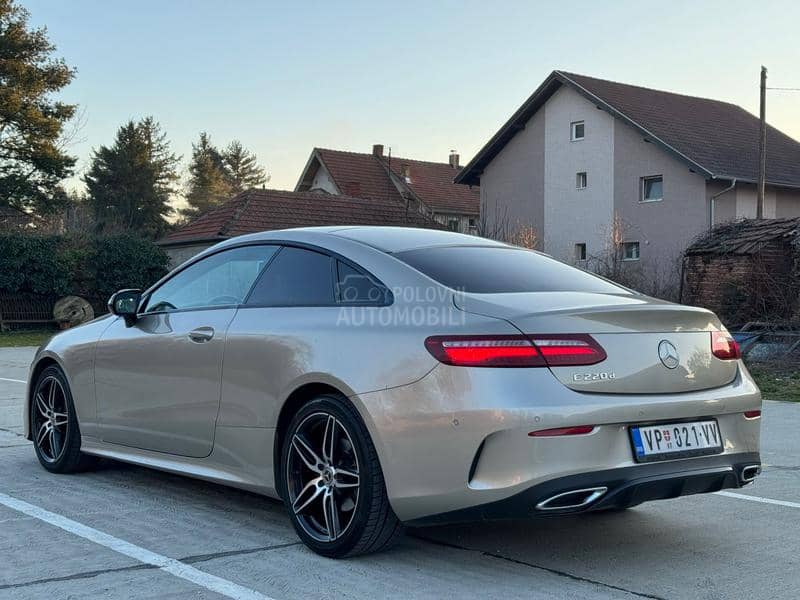 Mercedes Benz E 200 AMG