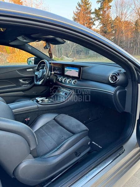 Mercedes Benz E 200 AMG