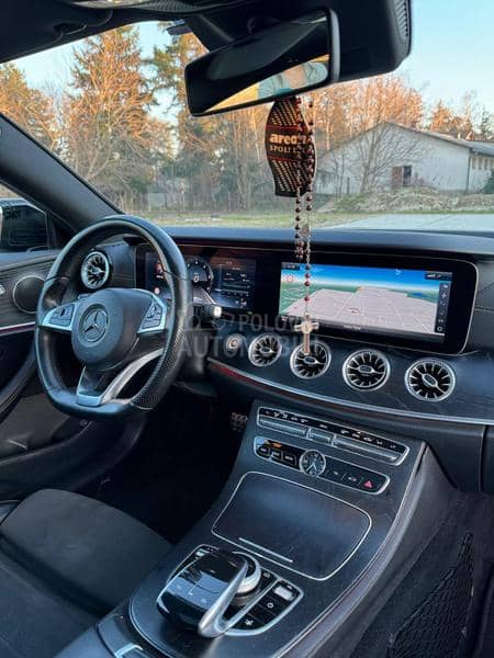 Mercedes Benz E 200 AMG