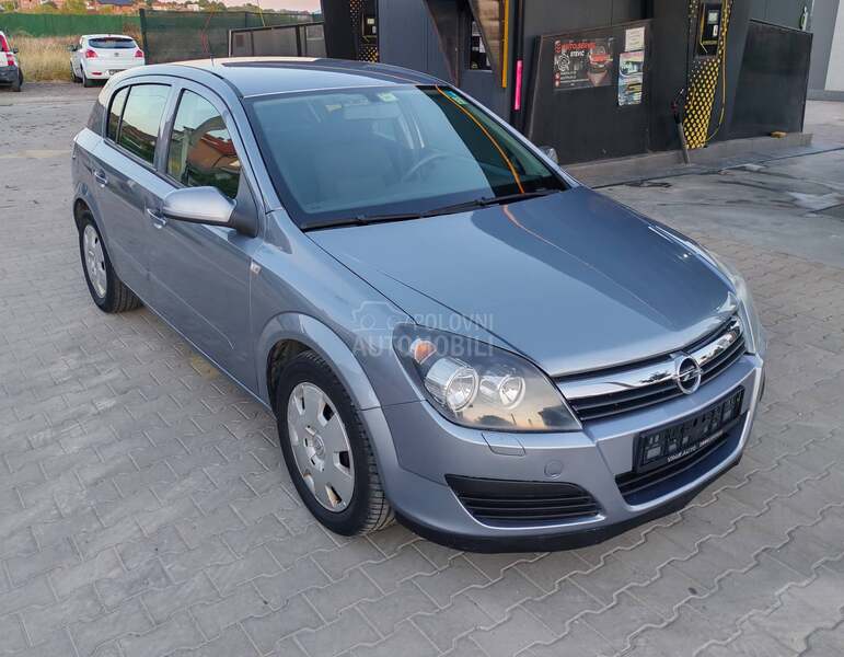 Opel Astra H 1.6 B