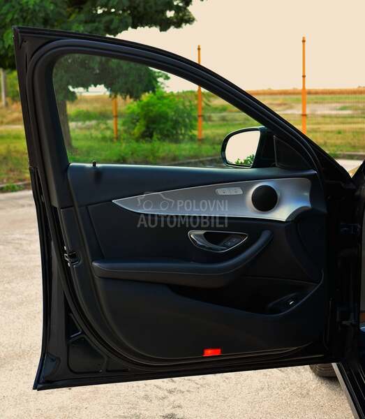 Mercedes Benz E 220 d Avantgarde
